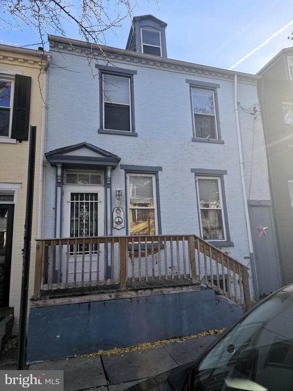 119 N Plum Street photo 1