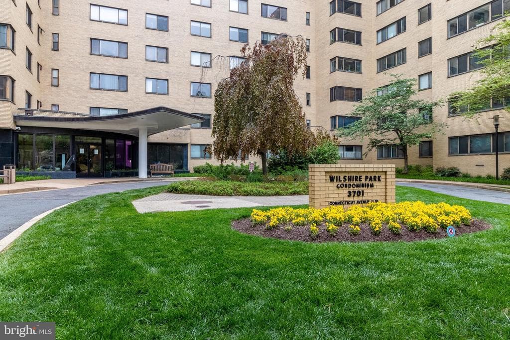 3701 Connecticut Avenue NW #306 photo 1