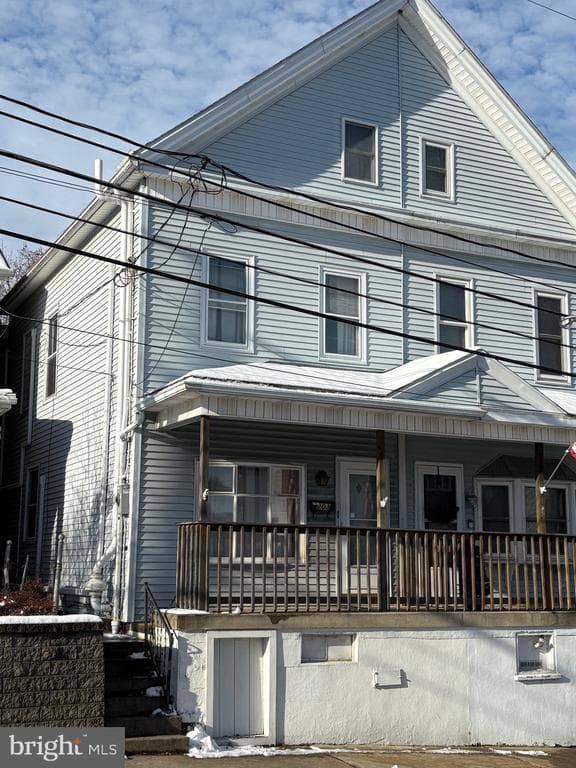 203 Haven Street photo 1