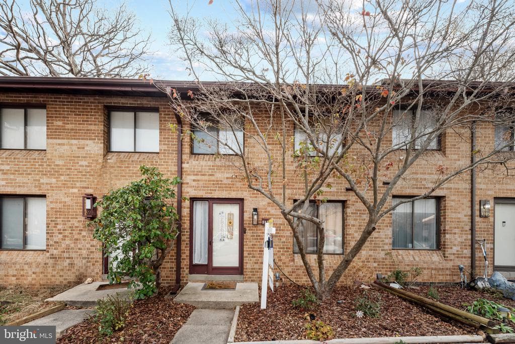 8903 Footed Ridge photo 1