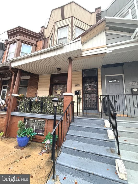 1420 N 30th Street photo 1