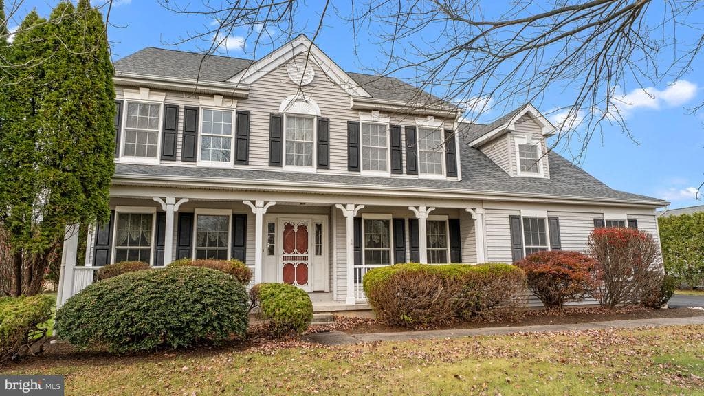 1485 Merrick Road photo 1