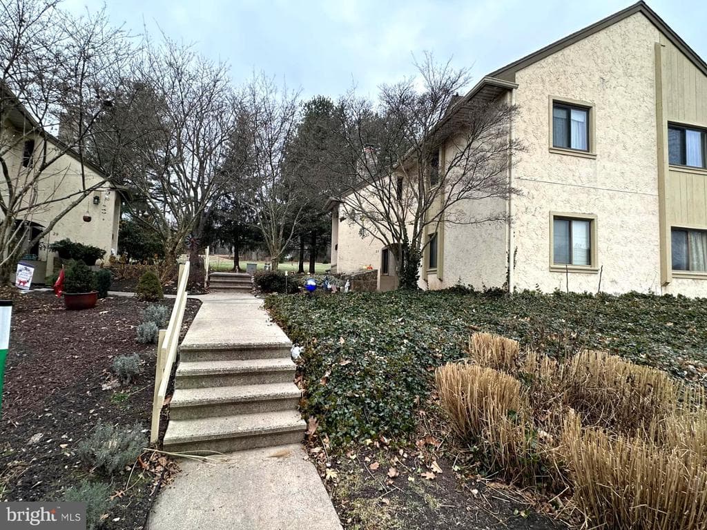 27 Muirfield Drive photo 1