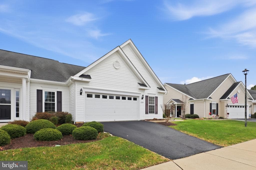 4308 Turriff Lane photo 1