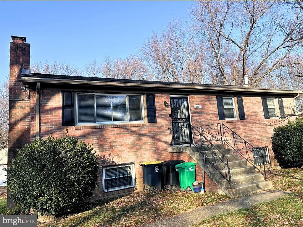 6710 McKeldin Drive photo 1