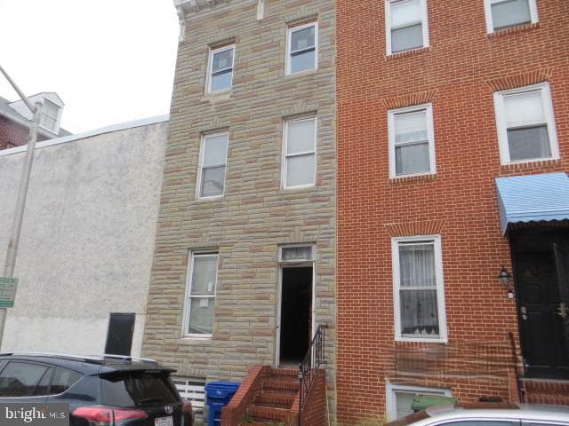 203 S Exeter Street photo 1
