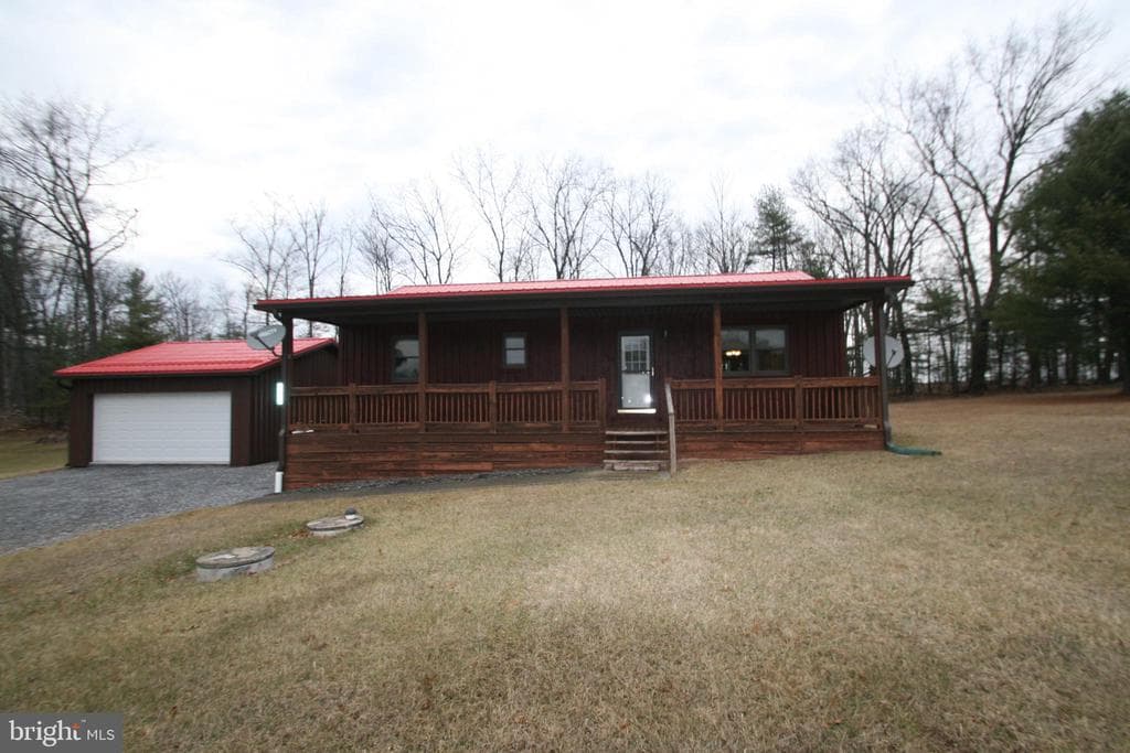 7565 Mountain View photo 1