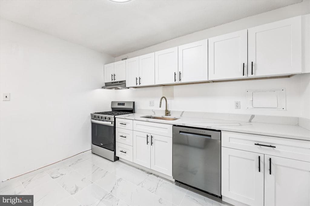 1836 Metzerott Road #t-3 photo 1