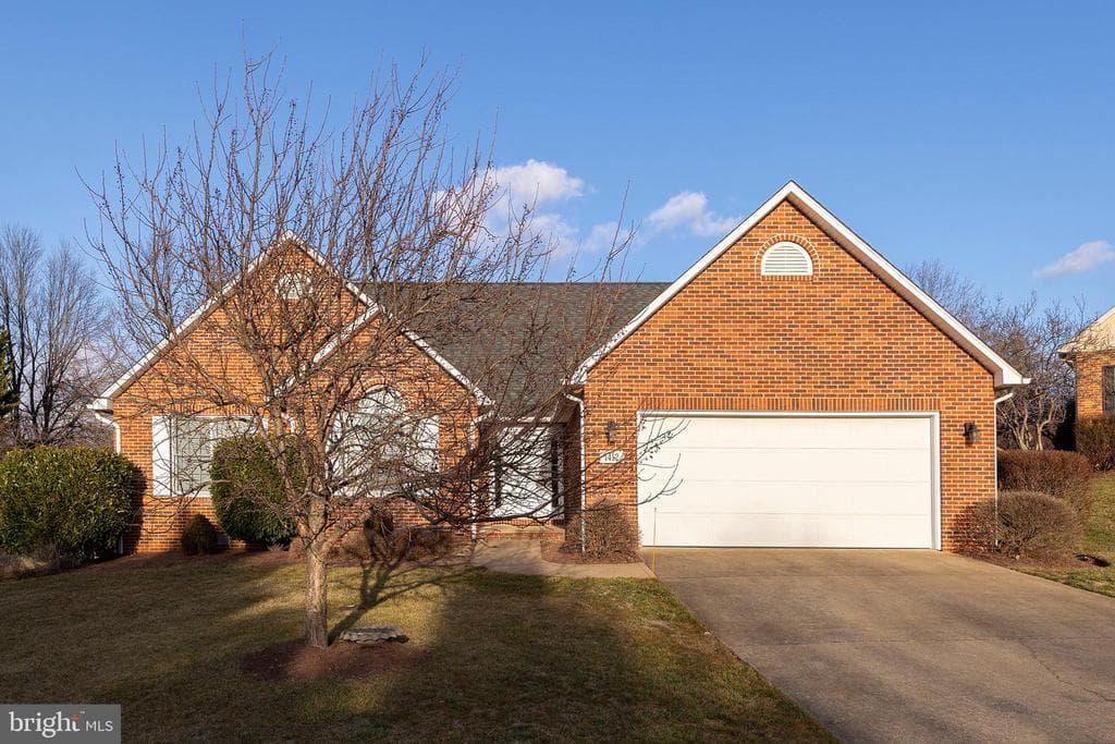 1412 Magruder Court photo 1