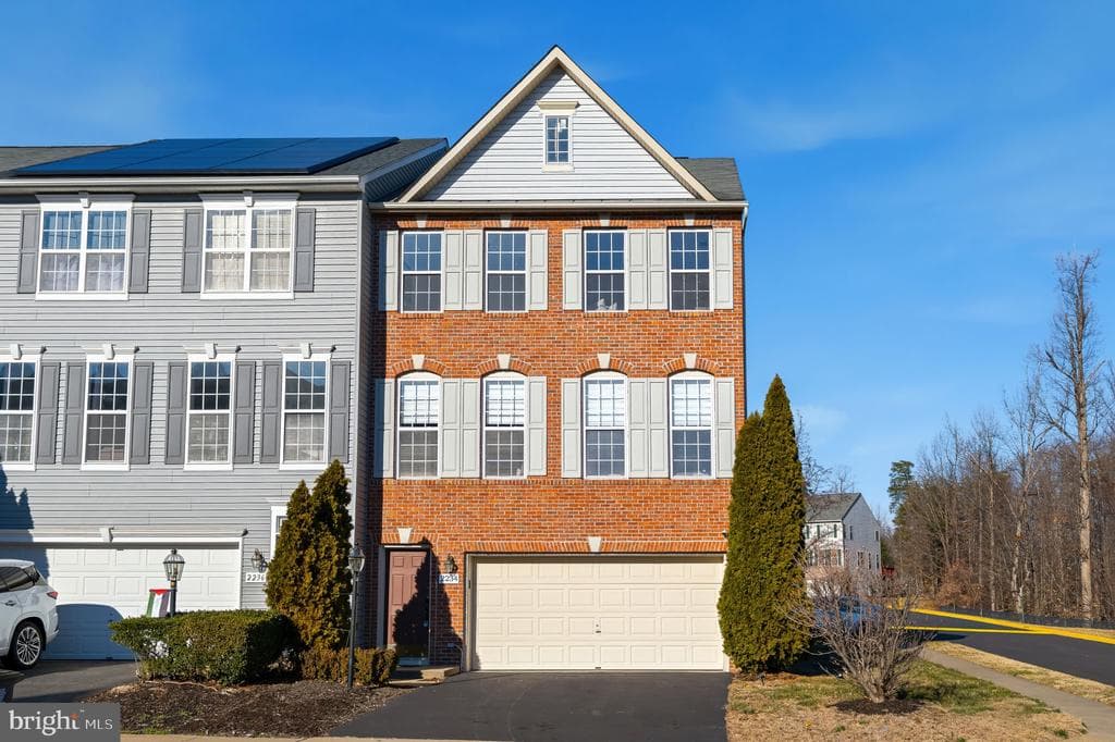 2234 Henry Watts Loop photo 1