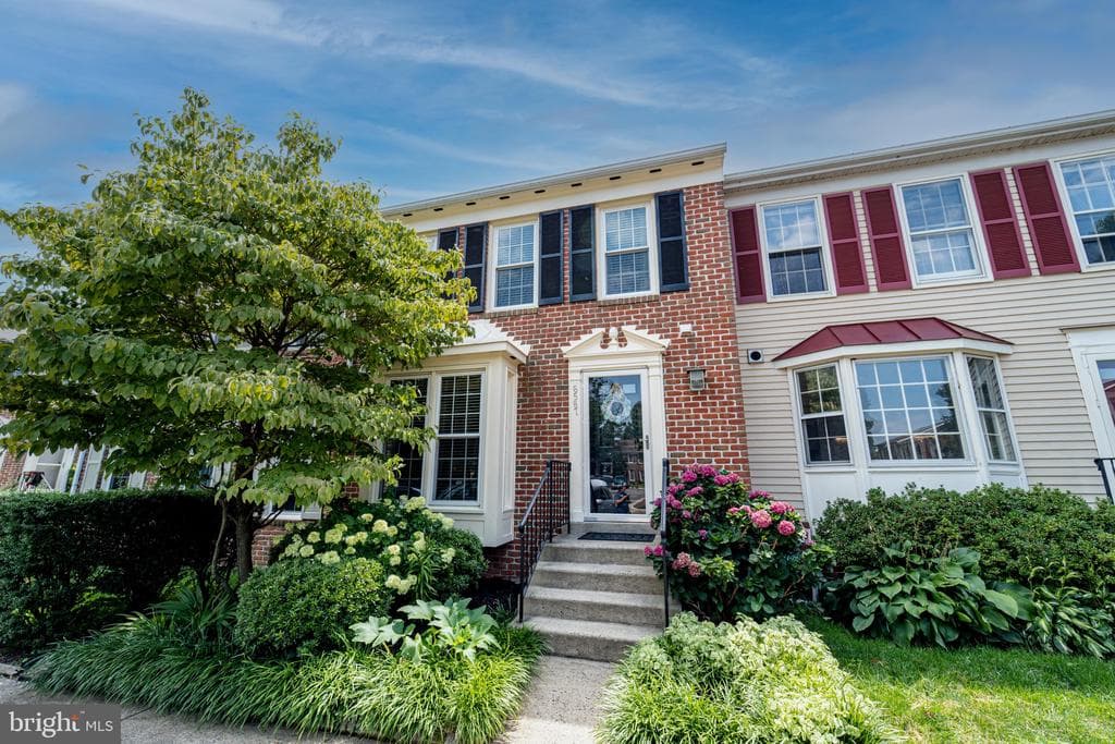 6587 Bermuda Green Court photo 1