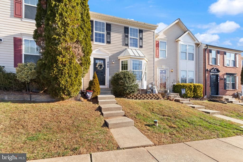 488 Crestridge Way photo 1