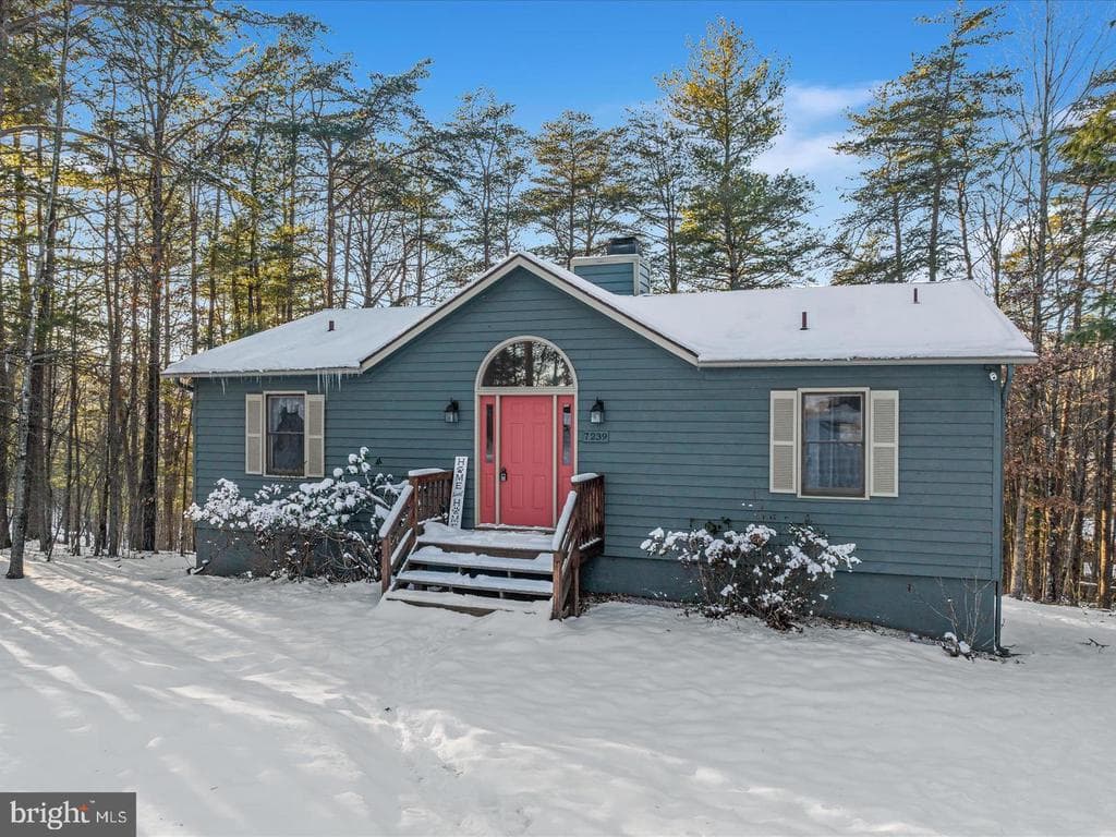 7239 Supinlick Ridge Road photo 1