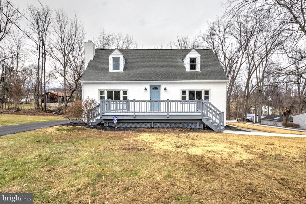 125 Irish Lane photo 1