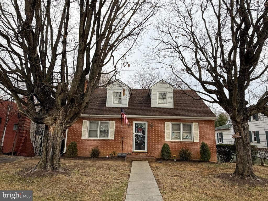 1610 S. Loudoun Street photo 1