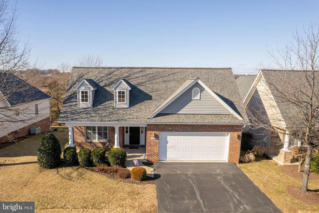 202 Butterscotch Court photo 1