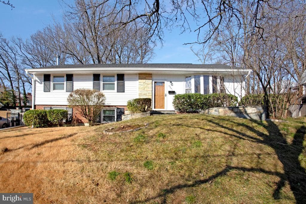 8345 Verona Drive photo 1