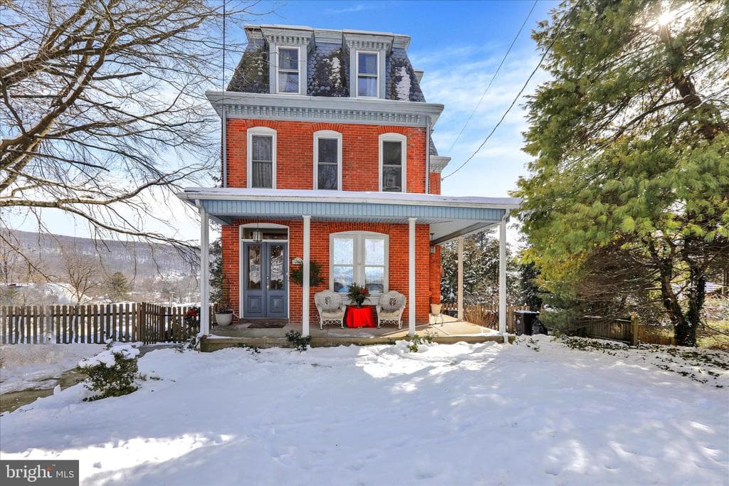 1107 Friedensburg Road photo 1