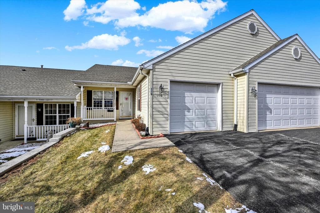 116 Furlong Way photo 1