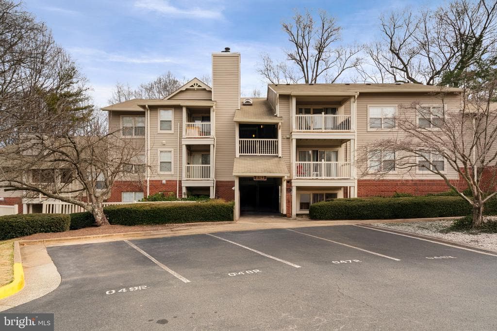 11703 Olde English Drive #b photo 1