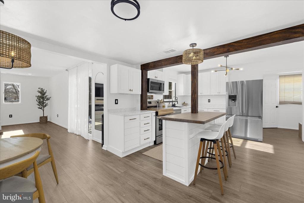 119 Watkins Road photo 1