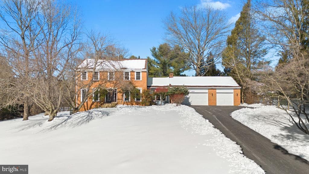 16424 Montecrest Lane photo 1