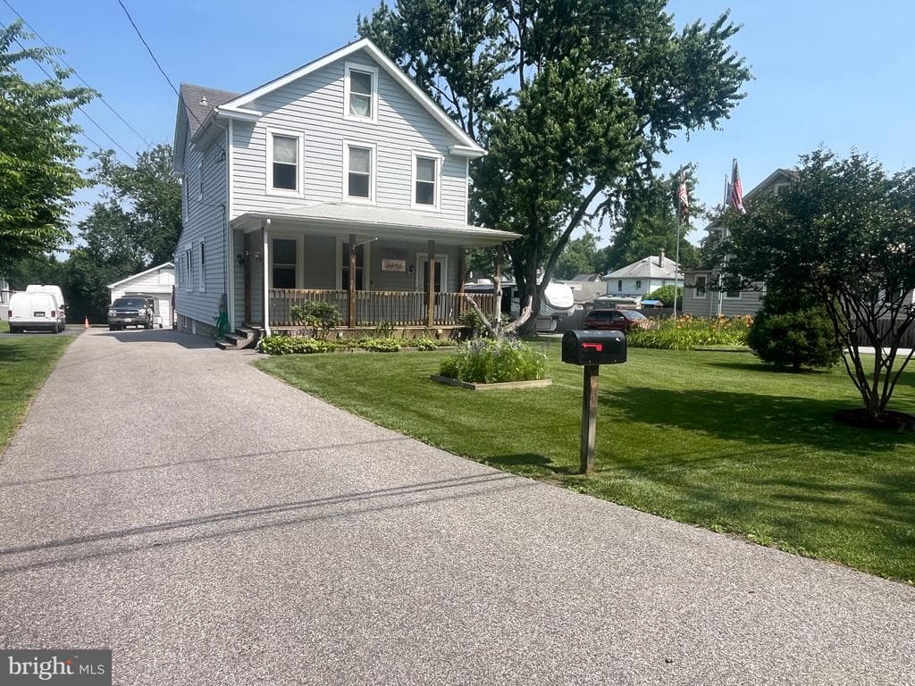 4624 Magnolia Avenue photo 1