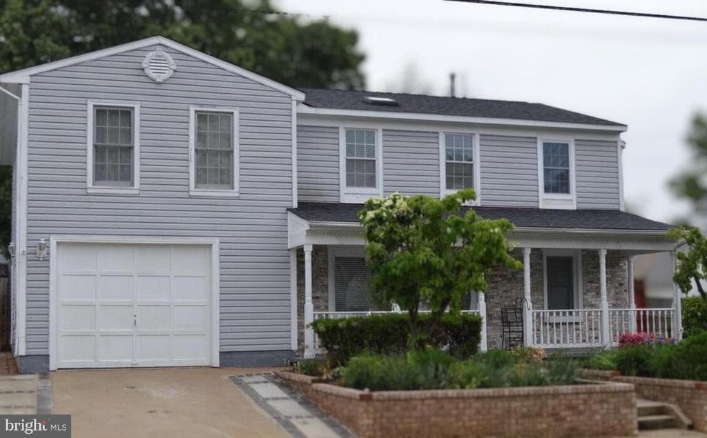 145 Manassas Drive photo 1