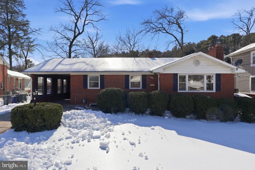 3417 Duke Street photo 1