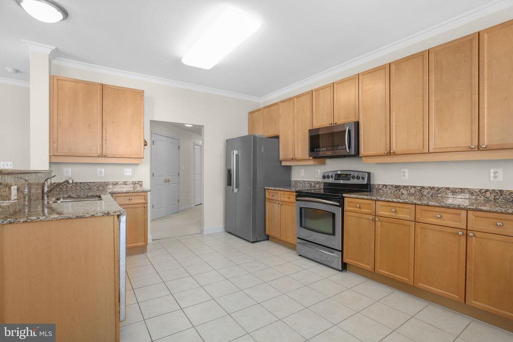 525 Belmont Bay Drive #303 photo 1