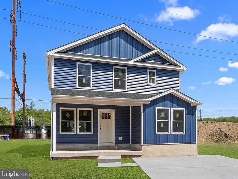 2818 Avenue E photo 1