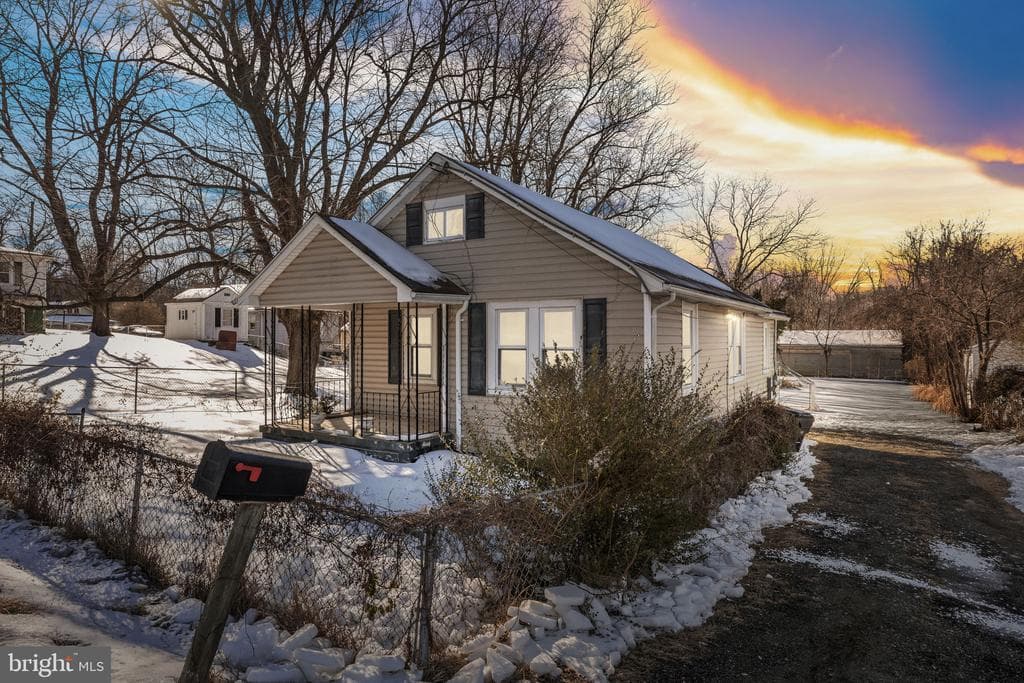 9 Kelley Road photo 1