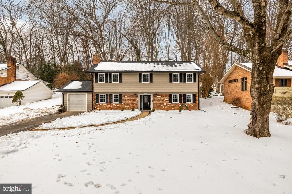11708 Stonewood Ln photo 1