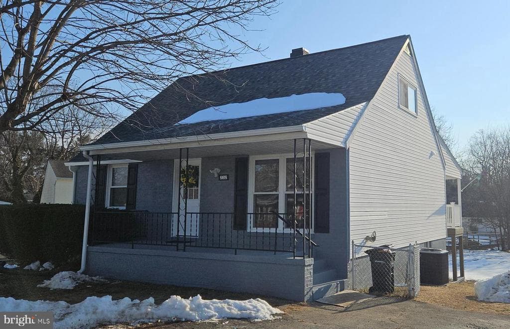 232 Myrtle Avenue photo 1