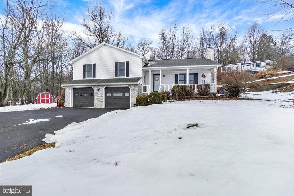 194 Willis Road photo 1