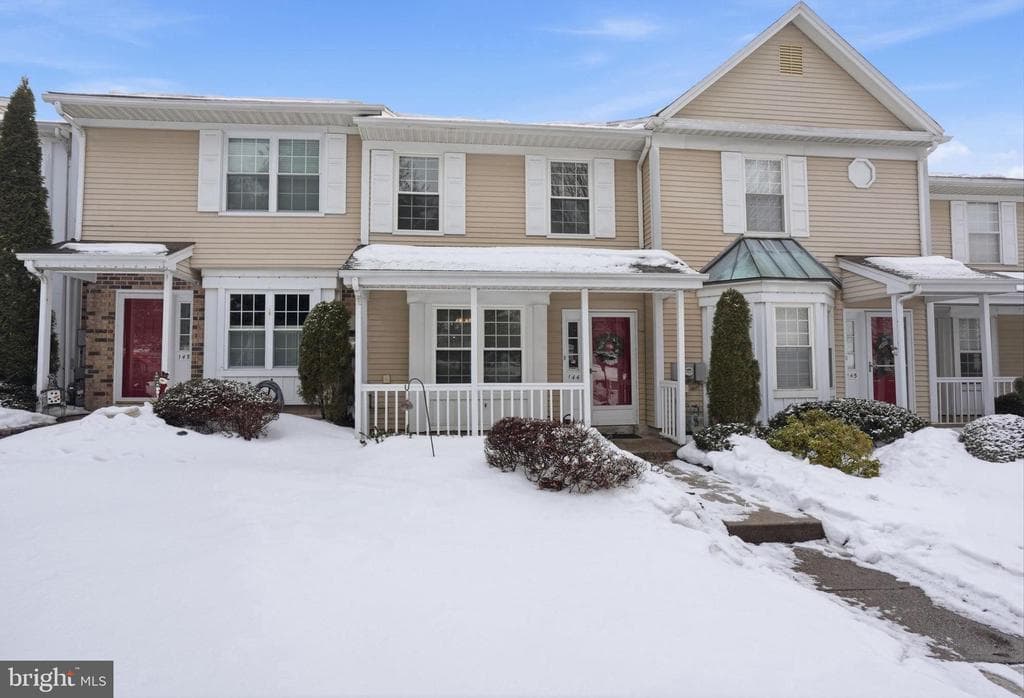 144 Leedom Way photo 1