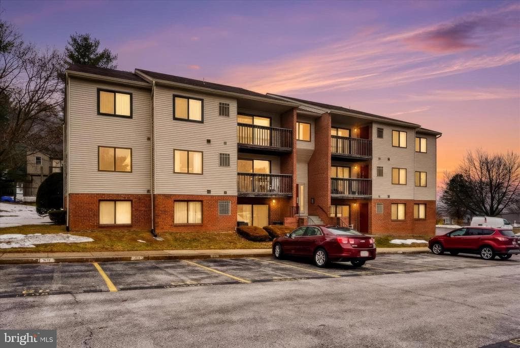 4240 Crystal Court #2a photo 1