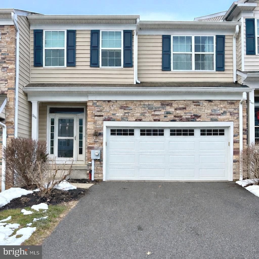 166 Fairfield Circle N photo 1