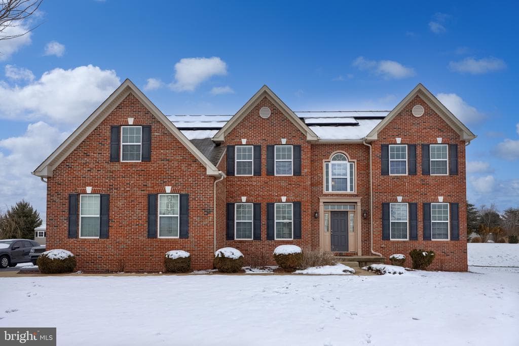 179 Meadowside Drive photo 1