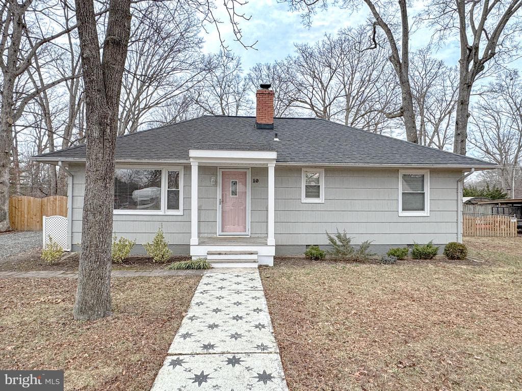 10 Blair Road photo 1