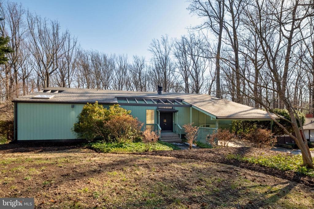 11089 Swansfield Road photo 1