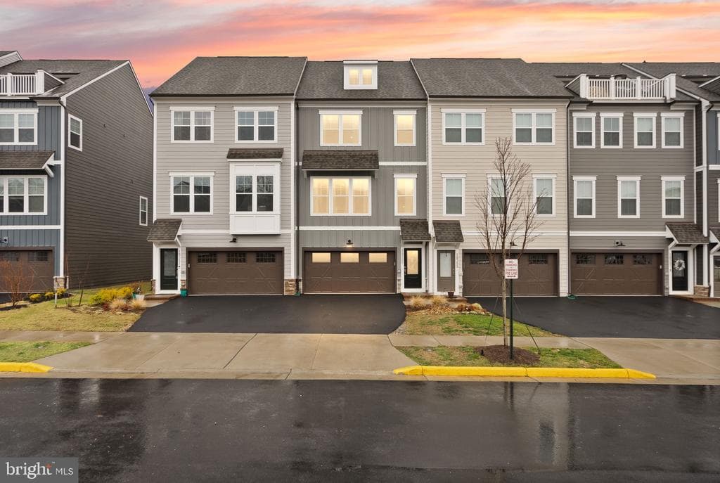 18353 Moss Garden Road photo 1