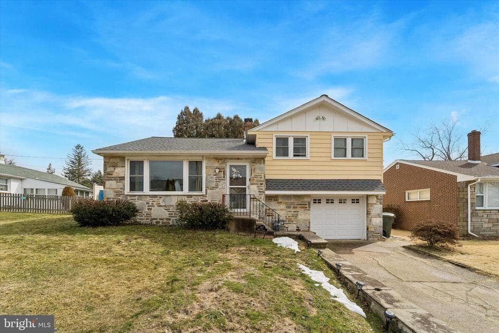 267 Perry Street photo 1