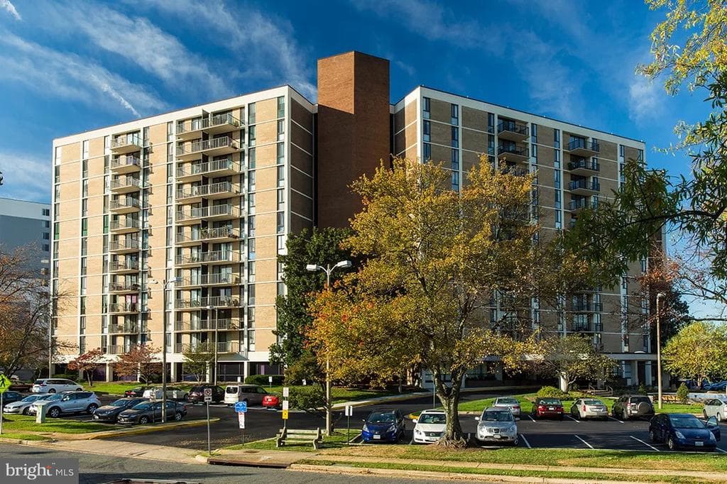 6800 Fleetwood Road #1002 photo 1