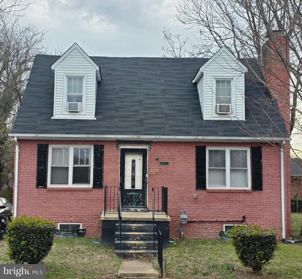 1309 King Street photo 1