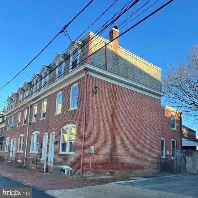 37 S Darlington Street photo 1