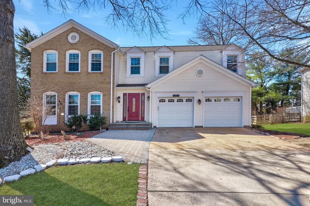 3606 Canoe Birch Court photo 1