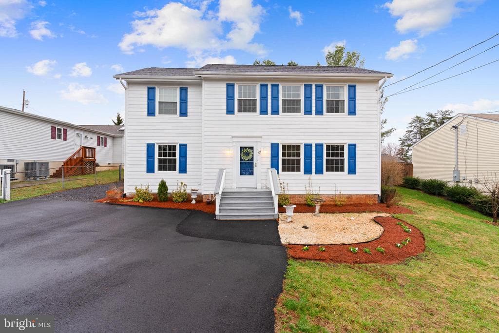 103 Fenwick Court photo 1