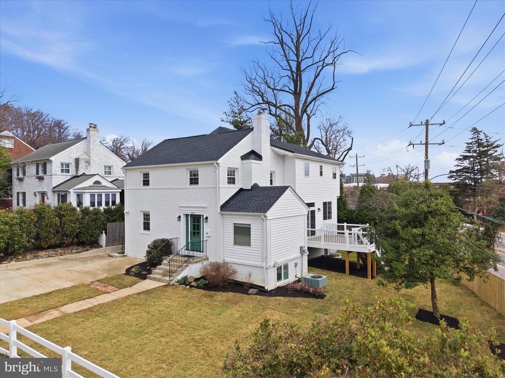 3111 S Hill Street photo 1