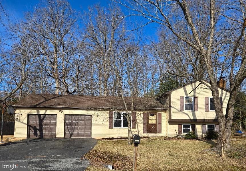 2212 Holly Oak Court photo 1